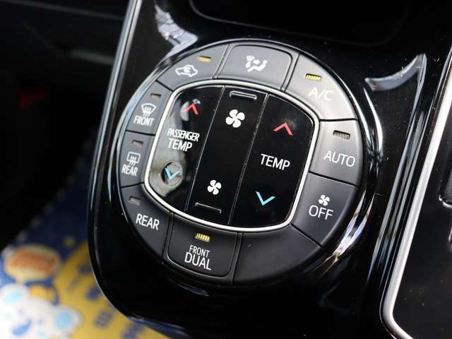 トヨタ ヴォクシー ２．０ ＺＳ 煌ＩＩ H28年 (関東) 99