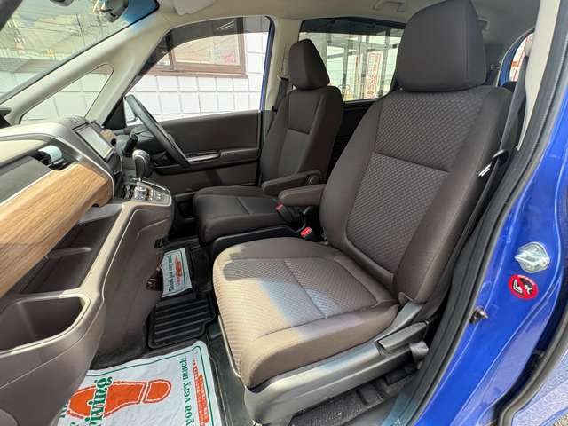 ホンダ フリード １．５ Ｇ ４ＷＤ R4年 () 99