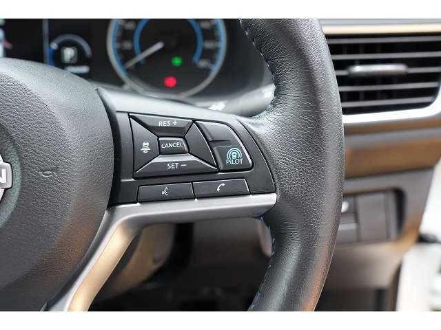 日産 リーフ アーバンクロム R3年 (関東) 99