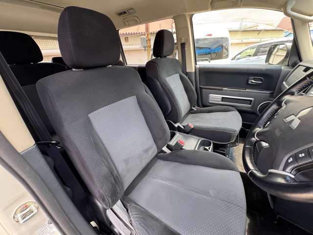 三菱 デリカ　Ｄ：５ ２．４ Ｇ パワーパッケージ ４ＷＤ H23年 (近畿) 99