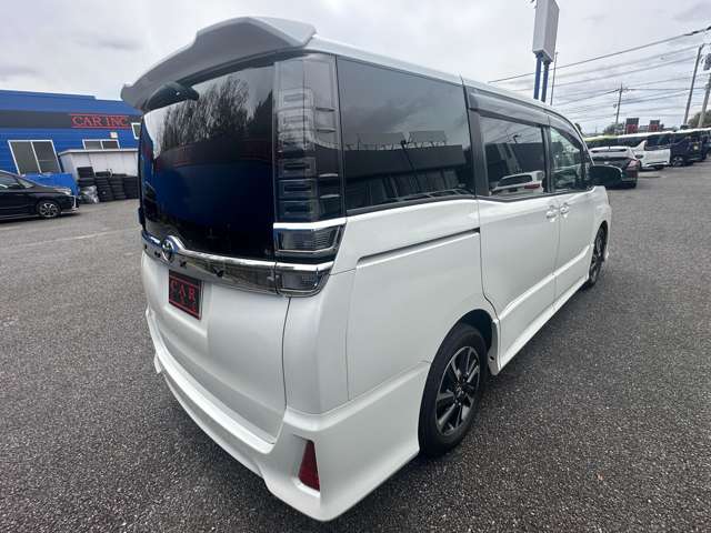 トヨタ ヴォクシー ２．０ ＺＳ H29年 (関東) 99