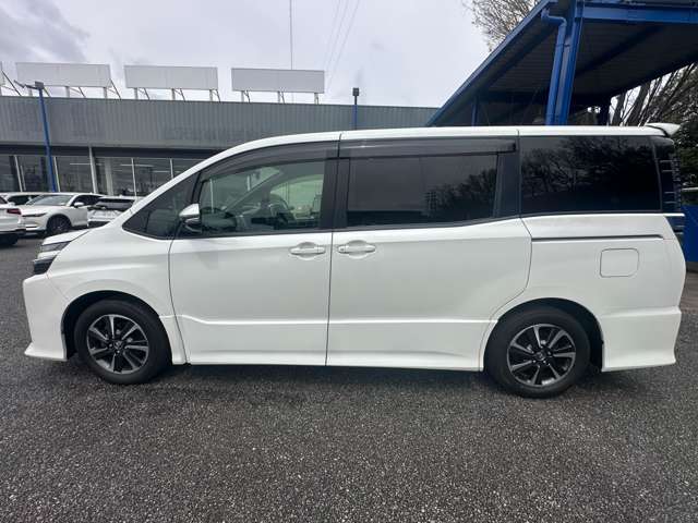 トヨタ ヴォクシー ２．０ ＺＳ H29年 (関東) 99