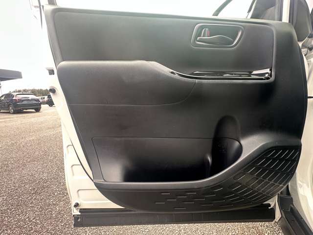 トヨタ ヴォクシー ２．０ ＺＳ H29年 (関東) 99