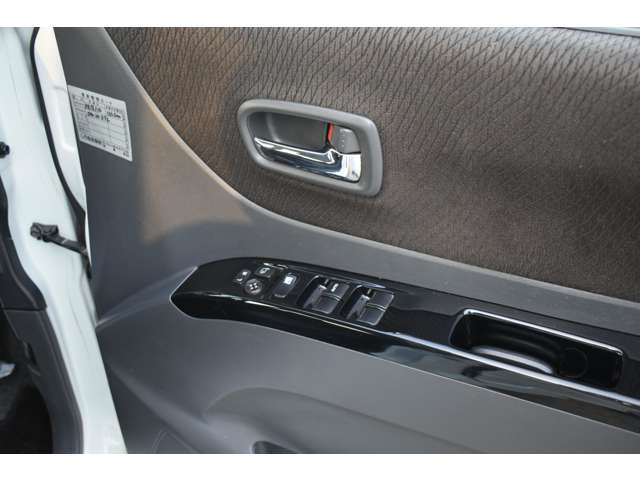 日産 ルークス ６６０ ハイウェイスター ターボ H22年 (近畿) 99