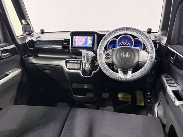 ホンダ Ｎ　ＢＯＸ ６６０ カスタムＧ ＳＳパッケージ H27年 (近畿) 99