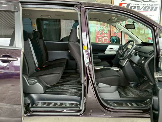 トヨタ ヴォクシー ２．０ ＺＳ H22年 (関東) 99