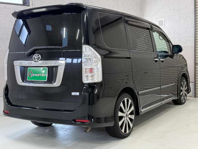 トヨタ ヴォクシー ２．０ ＺＳ 煌ＩＩＩ H25年 (東北) 99