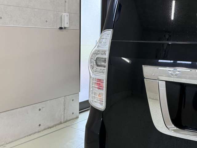 トヨタ ヴォクシー ２．０ ＺＳ 煌ＩＩＩ H25年 (東北) 99