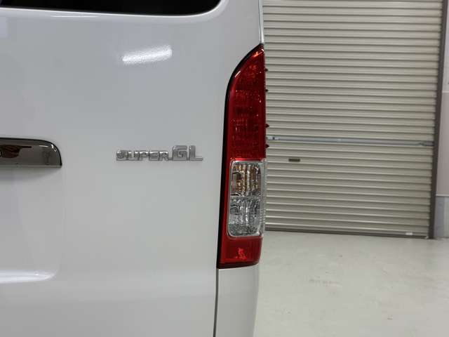 トヨタ ハイエースバン ２．８ スーパーＧＬ ダークプライムＩＩ ロングボディ ディーゼルターボ ４ＷＤ R6年 (東北) 99