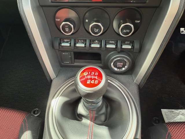 トヨタ ８６ ２．０ ＧＴ H25年 (東海) 99
