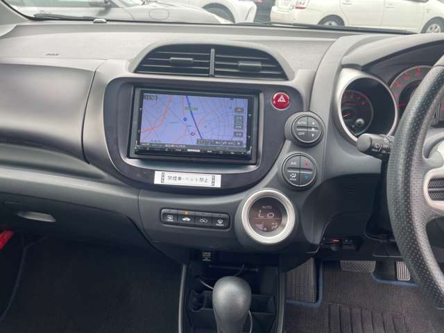 ホンダ フィット １．５ ＲＳ H21年 (関東) 99