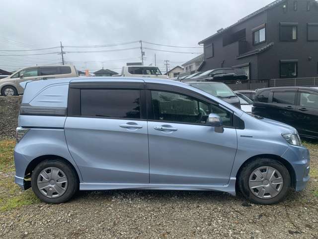 ホンダ フリードスパイク　ハイブリッド １．５ ジャストセレクション H25年 (関東) 99