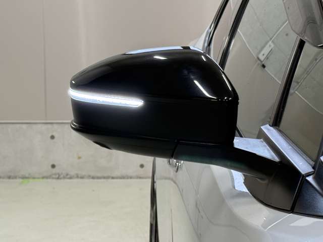 トヨタ プリウスＰＨＶ ２．０ プラグインハイブリッド Ｚ R5年 (東北) 99