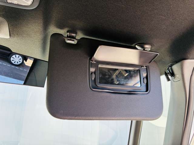ホンダ Ｎ　ＢＯＸ カスタム ６６０ Ｇ ＥＸ ターボ ホンダセンシング H30年 (関東) 99