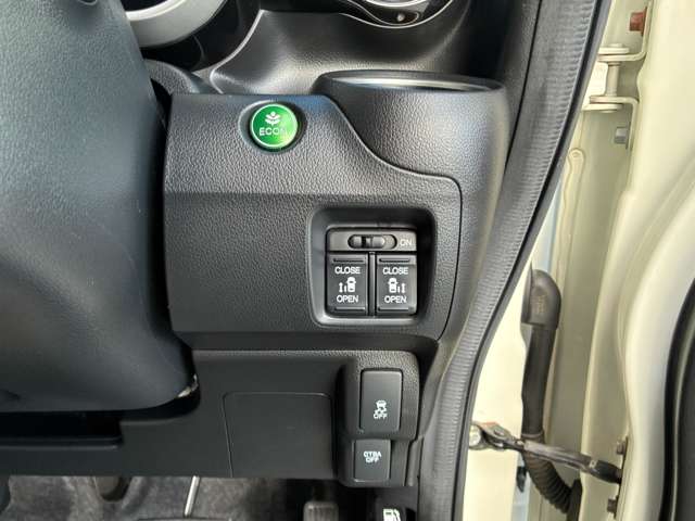 ホンダ Ｎ　ＢＯＸ ６６０ カスタムＧ ＳＳパッケージ H26年 (関東) 99
