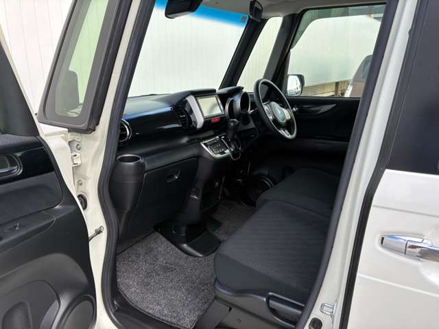 ホンダ Ｎ　ＢＯＸ ６６０ カスタムＧ ＳＳパッケージ H26年 (関東) 99