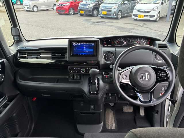 ホンダ Ｎ　ＢＯＸ カスタム ６６０ Ｌ R4年 (関東) 99