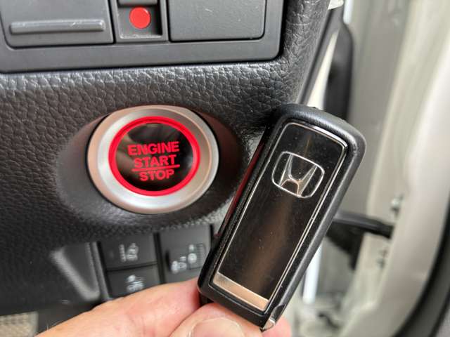 ホンダ Ｎ　ＢＯＸ カスタム ６６０ Ｌ R4年 (関東) 99