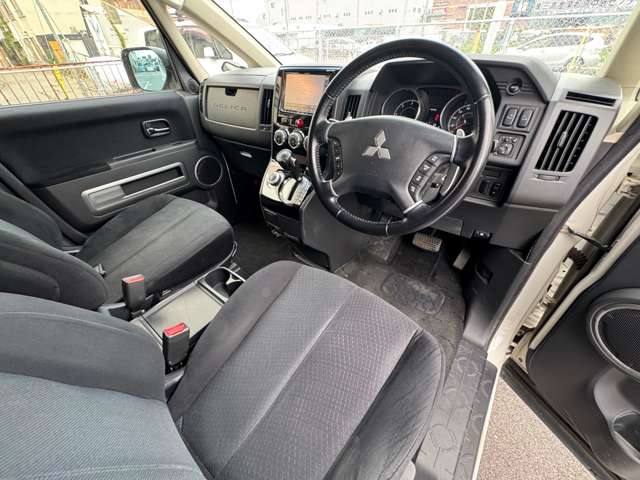 三菱 デリカ　Ｄ：５ ２．２ Ｄ パワーパッケージ ディーゼルターボ ４ＷＤ H25年 (近畿) 99