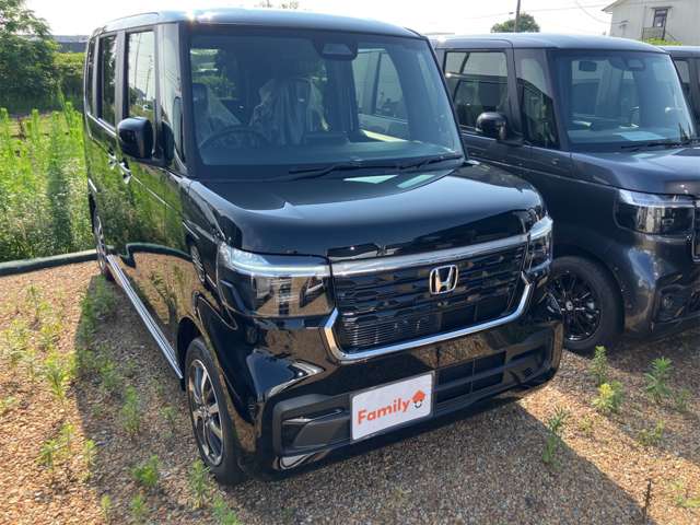 ホンダ Ｎ　ＢＯＸ カスタム ６６０ R8年 (東海) 99