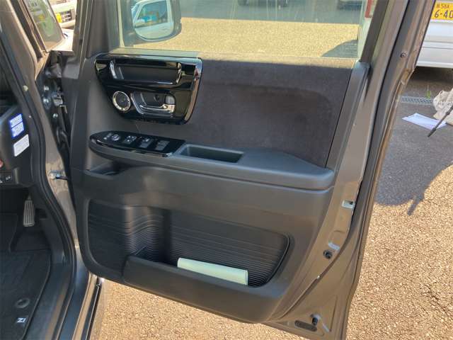 ホンダ Ｎ　ＢＯＸ カスタム ６６０ Ｌ ターボ R3年 (東海) 99