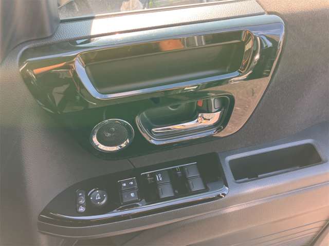 ホンダ Ｎ　ＢＯＸ カスタム ６６０ Ｌ ターボ R3年 (東海) 99