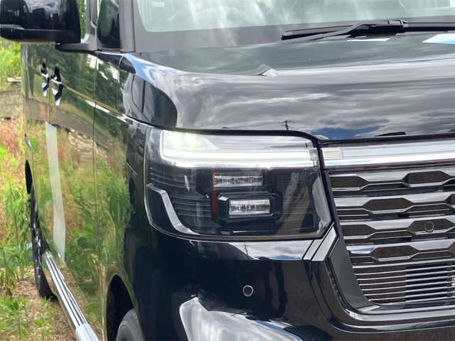 ホンダ Ｎ　ＢＯＸ カスタム ６６０ ブラック スタイル R8年 (東海) 99