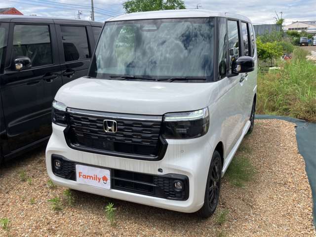 ホンダ Ｎ　ＢＯＸ カスタム ６６０ ブラック スタイル R8年 (東海) 99