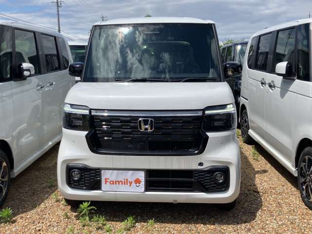 ホンダ Ｎ　ＢＯＸ カスタム ６６０ ブラック スタイル R8年 (東海) 99