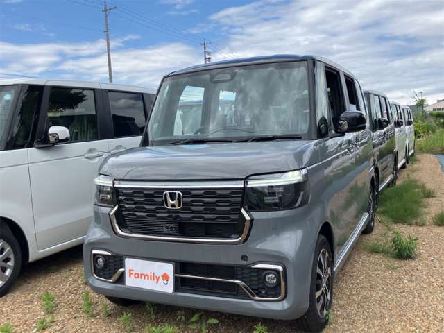 ホンダ Ｎ　ＢＯＸ カスタム ６６０ コーディネートスタイル ２トーン R8年 (東海) 99