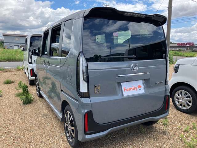 ホンダ Ｎ　ＢＯＸ カスタム ６６０ コーディネートスタイル ２トーン R8年 (東海) 99