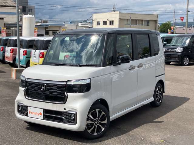 ホンダ Ｎ　ＢＯＸ カスタム ６６０ コーディネートスタイル ２トーン R8年 (東海) 99