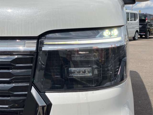 ホンダ Ｎ　ＢＯＸ カスタム ６６０ コーディネートスタイル ２トーン R8年 (東海) 99