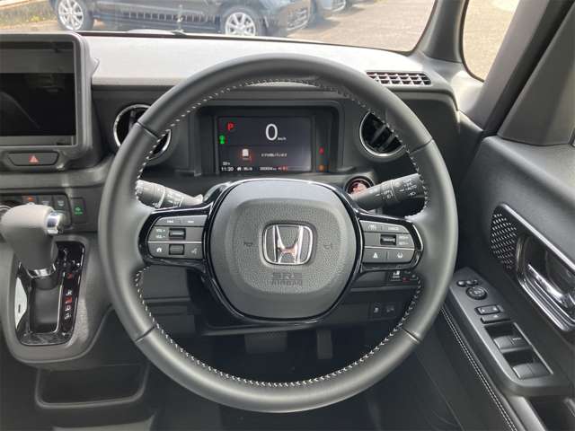 ホンダ Ｎ　ＢＯＸ カスタム ６６０ コーディネートスタイル ２トーン R8年 (東海) 99