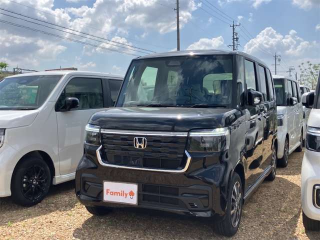 ホンダ Ｎ　ＢＯＸ カスタム ６６０ R8年 (東海) 99