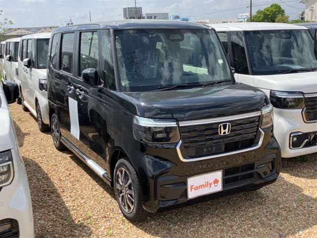 ホンダ Ｎ　ＢＯＸ カスタム ６６０ R8年 (東海) 99