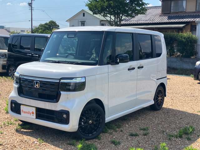 ホンダ Ｎ　ＢＯＸ カスタム ６６０ ターボ ブラック スタイル R8年 (東海) 99
