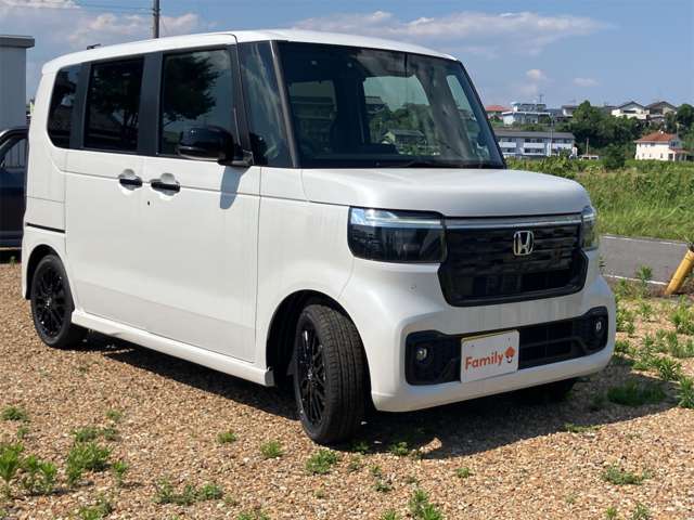 ホンダ Ｎ　ＢＯＸ カスタム ６６０ ターボ ブラック スタイル R8年 (東海) 99