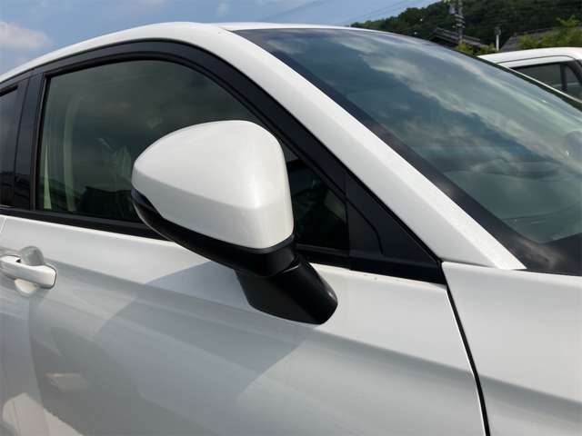 ホンダ ヴェゼル １．５ Ｅ：ＨＥＶ Ｚ R8年 (東海) 99