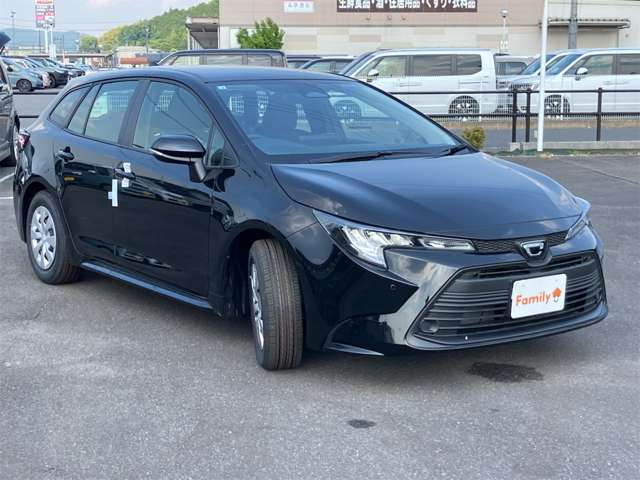 トヨタ カローラ　ツーリング　ハイブリッド １．８ ハイブリッド Ｘ Ｅ－ＦＯＵＲ ４ＷＤ R8年 (東海) 99