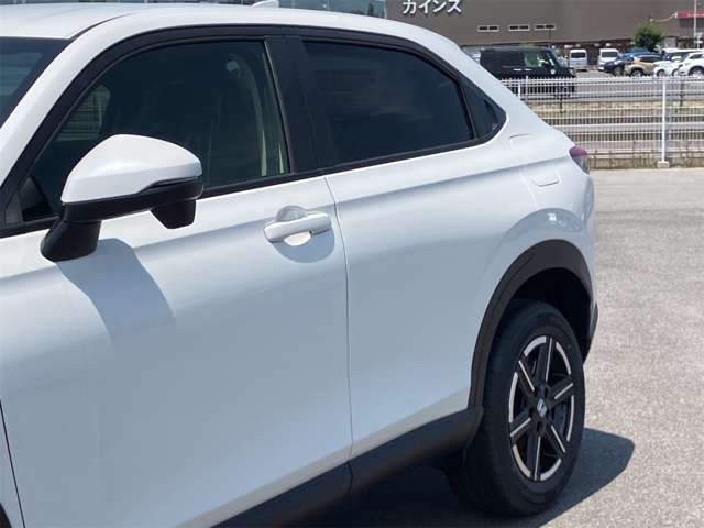 ホンダ ヴェゼル １．５ Ｅ：ＨＥＶ Ｘ R8年 (東海) 99