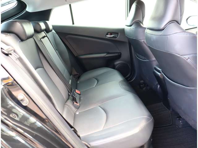 トヨタ プリウス １．８ Ｓ ツーリングセレクション R2年 (関東) 99