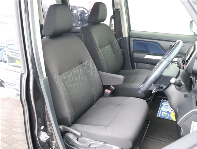 トヨタ タンク １．０ カスタム Ｇ－Ｔ H29年 (関東) 99