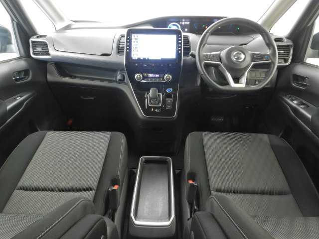 日産 セレナ １．２ Ｅ－ＰＯＷＥＲ ハイウェイスター Ｖ R1年 (九州・沖縄) 99