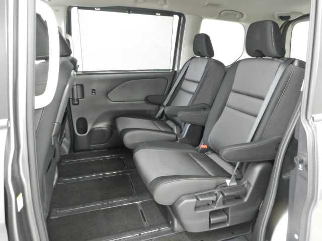 日産 セレナ １．２ Ｅ－ＰＯＷＥＲ ハイウェイスター Ｖ R1年 (九州・沖縄) 99