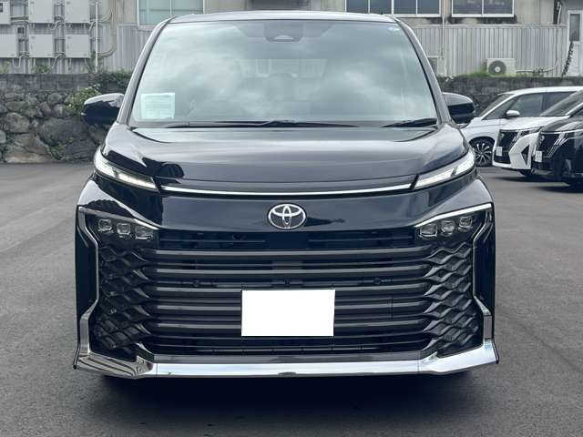 トヨタ ヴォクシー １．８ ハイブリッド Ｓ－Ｚ R8年 (九州・沖縄) 99