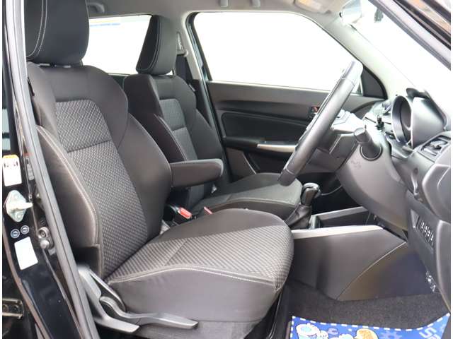 スズキ スイフト １．２ ハイブリッド ＲＳ ４ＷＤ H29年 (関東) 99