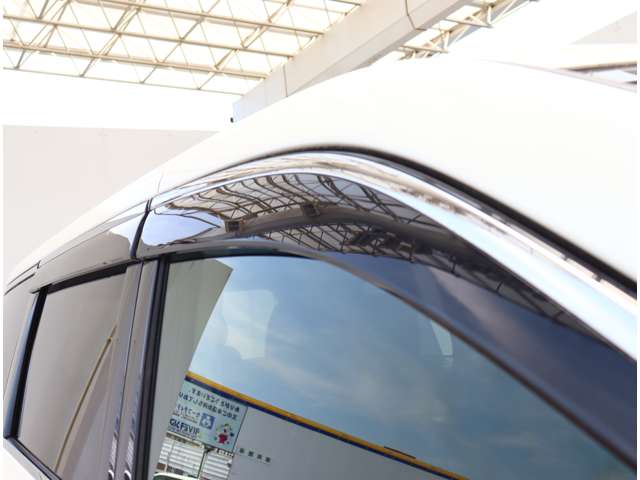 日産 エルグランド ２．５ ２５０ハイウェイスターＳ アーバンクロム H28年 (関東) 99