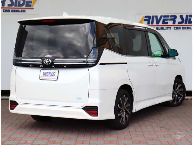 トヨタ ヴォクシー ２．０ Ｓ－Ｚ R6年 (関東) 99