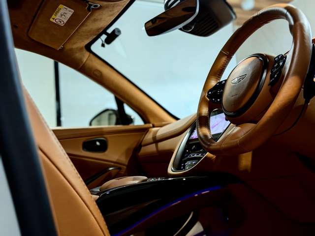 アストンマーティン ＤＢＸ ４．０ ４ＷＤ R3年 (関東) 99
